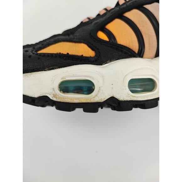 Nike Women's Air Max Tailwind 4 Black Sneakers Size 6 US - Picture 13 of 16